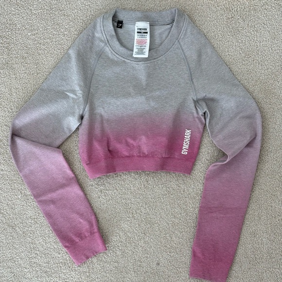 Gymshark Tops - Gymshark longsleeve crop top